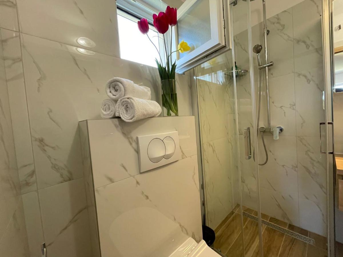 Apartmani Starigrad Paklenica - Danijel 외부 사진