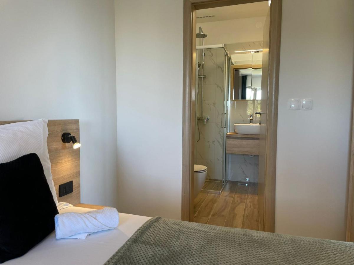 Apartmani Starigrad Paklenica - Danijel 외부 사진